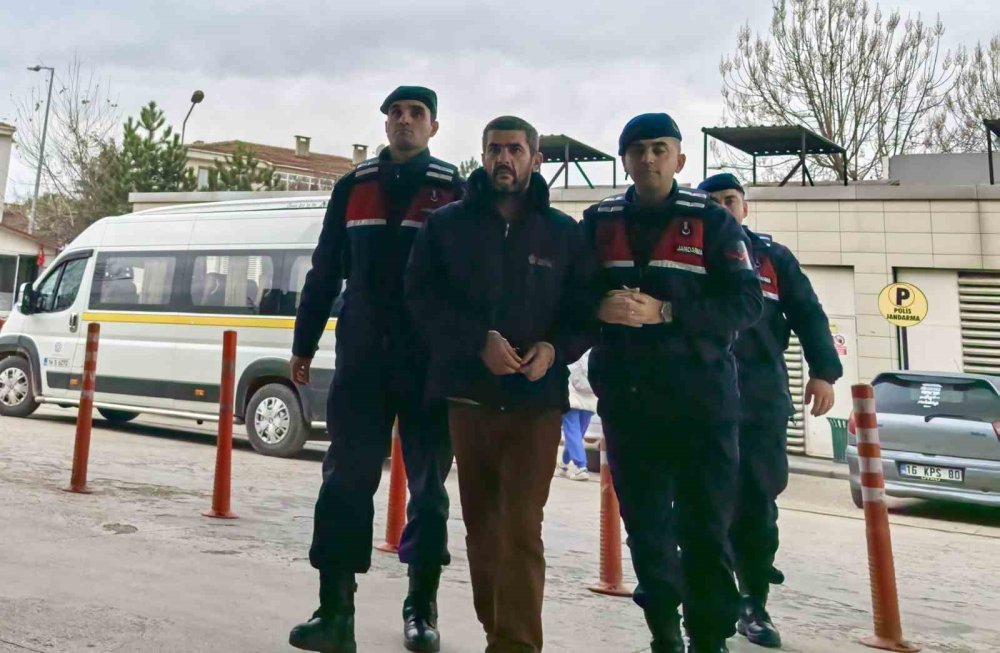 Annesinden Zorla Para Aldığı İddia Edilen Oğlu Tutuklandı