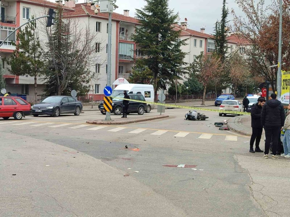 Kazada Motosiklet Sürücüsü Ağır Yaralandı