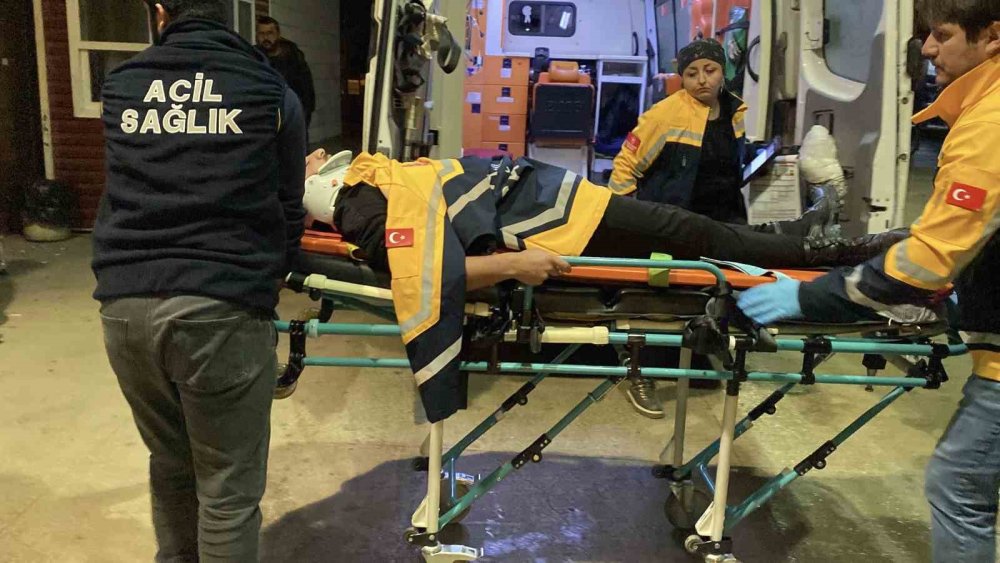 İki Otomobil Çarpıştı: 1 Yaralı