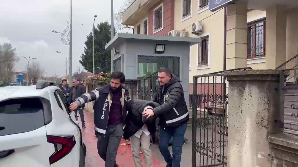 Eşini Defalarca Bıçaklayan Koca Tutuklandı