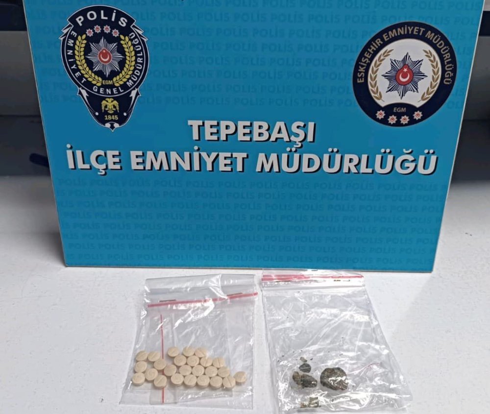 Denetimde Yüzlerce Kişi Ve Araç Kontrol Edildi