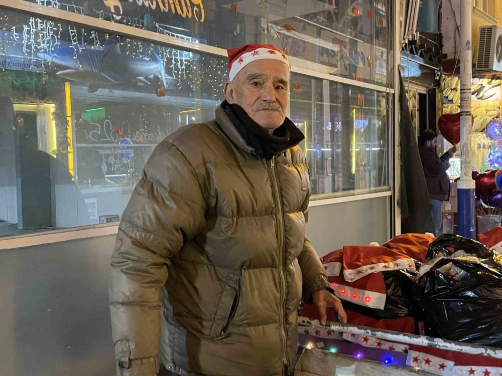 Seyyar Satıcılardan Yılbaşı Mesaisi