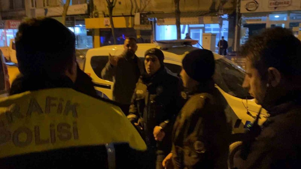 Yeni Yıla Ateş Ederek Giren Şahıs Gözaltına Alındı