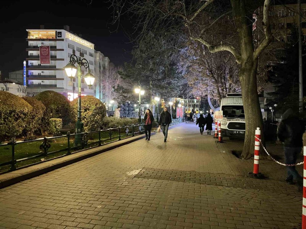 Yılbaşı Öncesi Kent Merkezinde Yoğunluk Oluşmadı