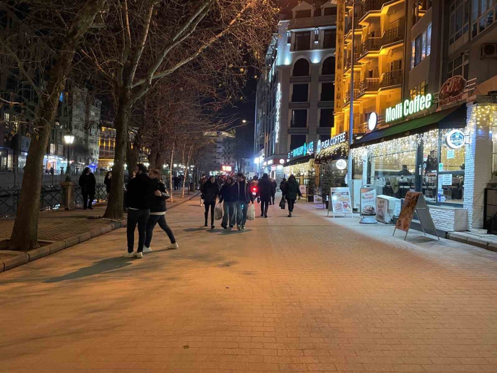 Yılbaşı Öncesi Kent Merkezinde Yoğunluk Oluşmadı