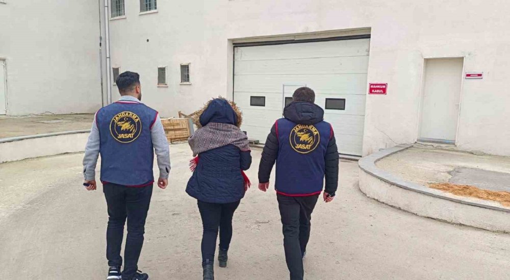15 Yıl Kesinleşmiş Hapis Cezası İle Aranan Şahıs Yakalandı