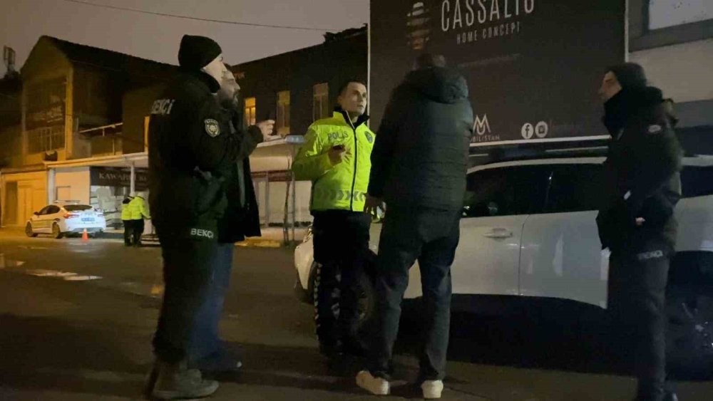 Emniyet Uygulamasını Gördü, "Para Çekmeye Geldim" Diye Kendini Savundu