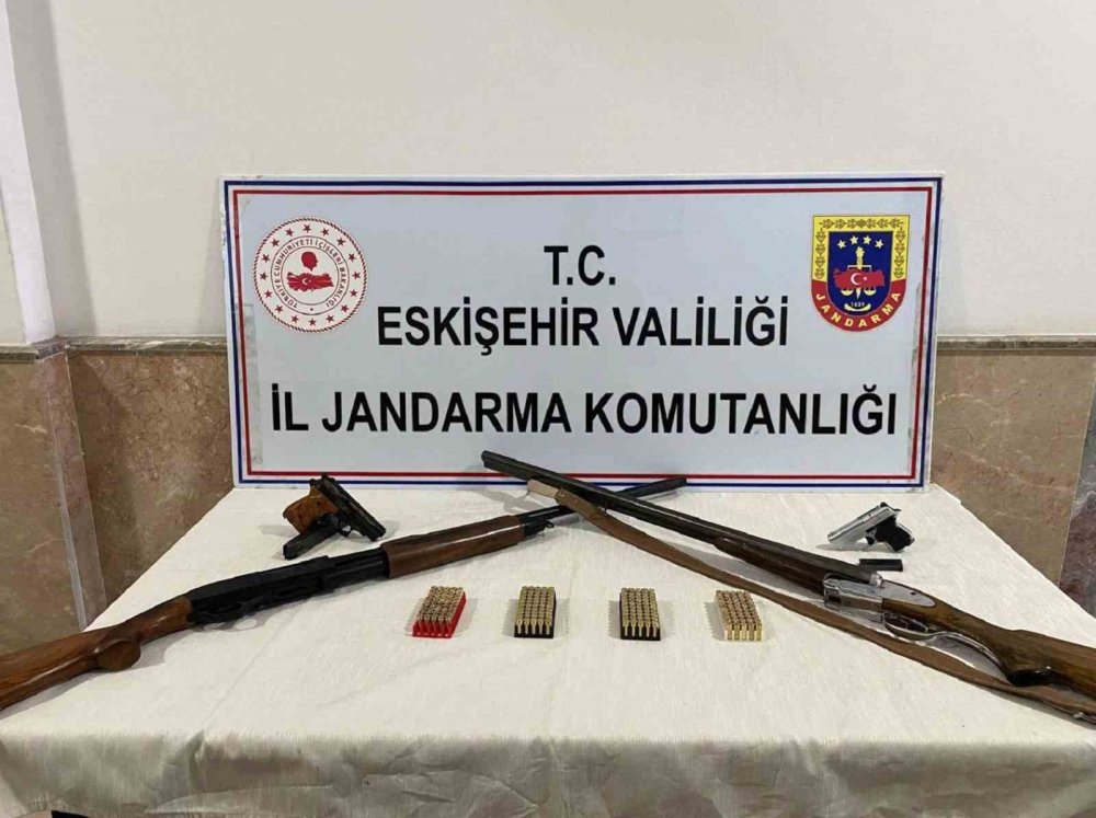 İş Yerini Cephaneliğe Çeviren Şüpheli Yakalandı