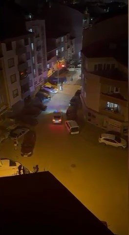 O Kaçtı, Polis Kovaladı