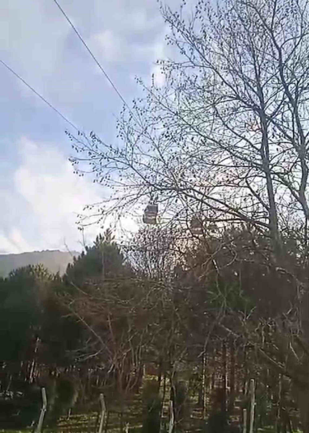 Teleferikte Meydana Gelen Aksama Nedeniyle Havada Asılı Kaldılar