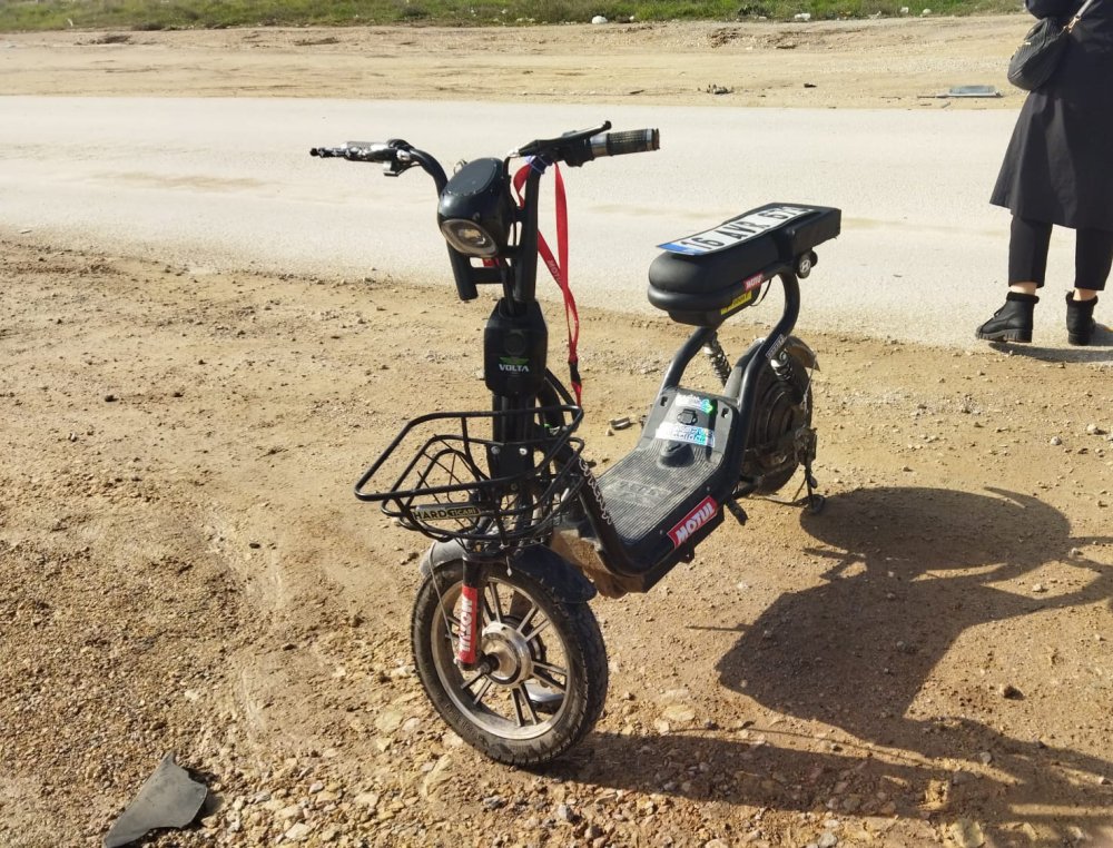 12 Yaşındaki Çocuk Otomobilin Altında Kaldı