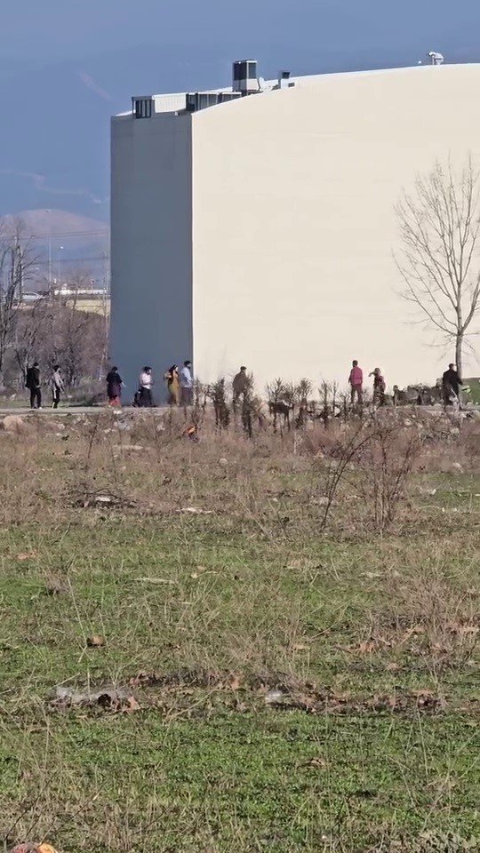 2 Aile Arasında Kavga Çıktı, Taşlar, Sopalar Havada Uçuştu