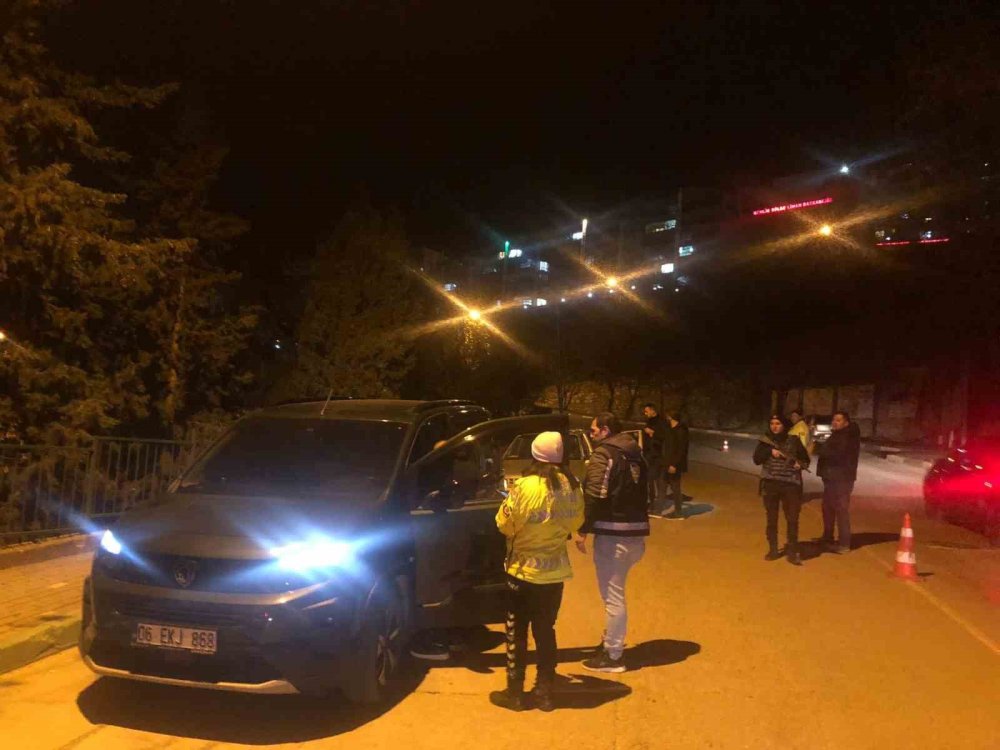 Polis Kuş Uçurtmuyor!