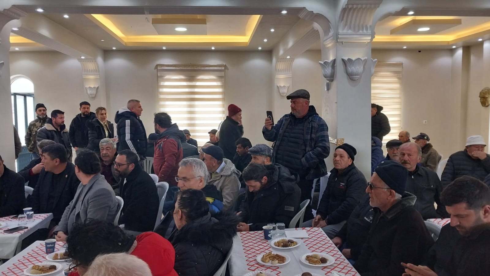 kure-halki-fabrikaya-karsi2.jpg