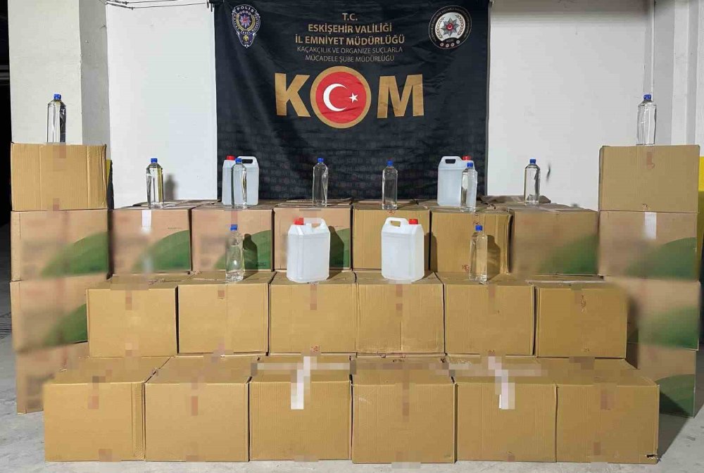 Bin 500 Litre Kaçak Alkol Ele Geçirildi