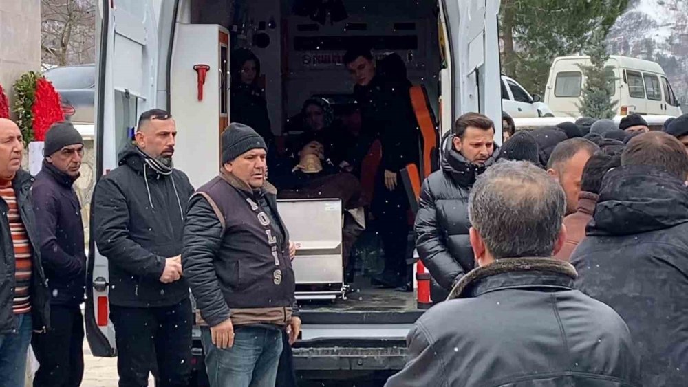 Motosiklet Kazasında Hayatını Kaybeden Polis Bursa’da Toprağa Verildi