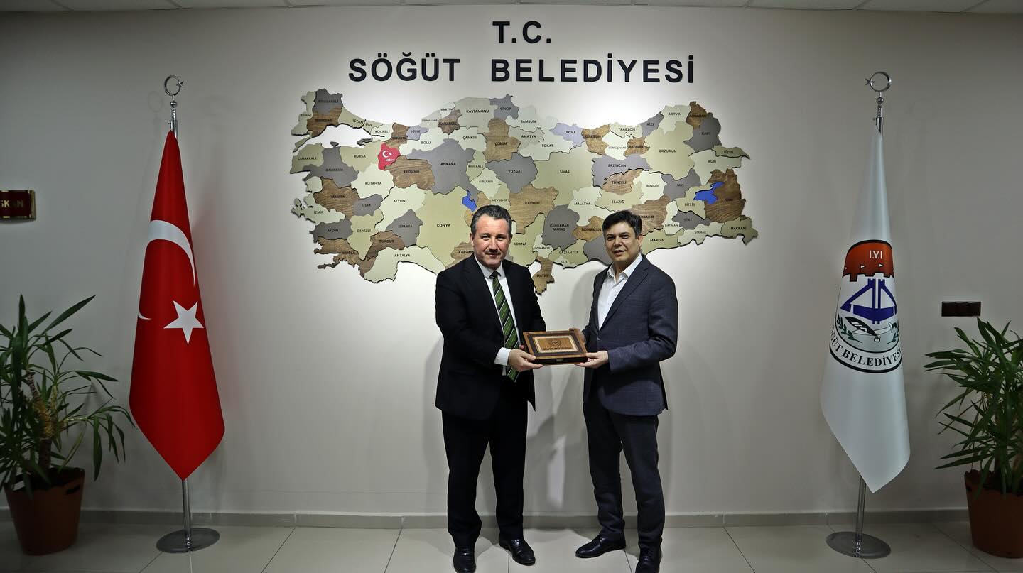 dilekdurgut1.jpg