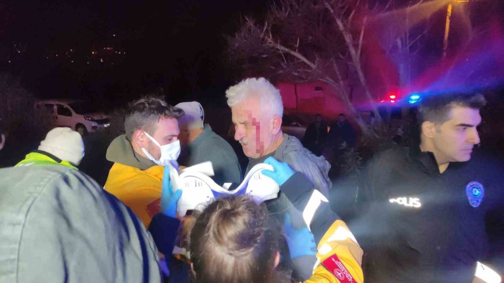 İki Otomobil Çarpıştı: 1 Ölü