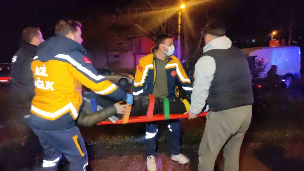 İki Otomobil Çarpıştı: 1 Ölü
