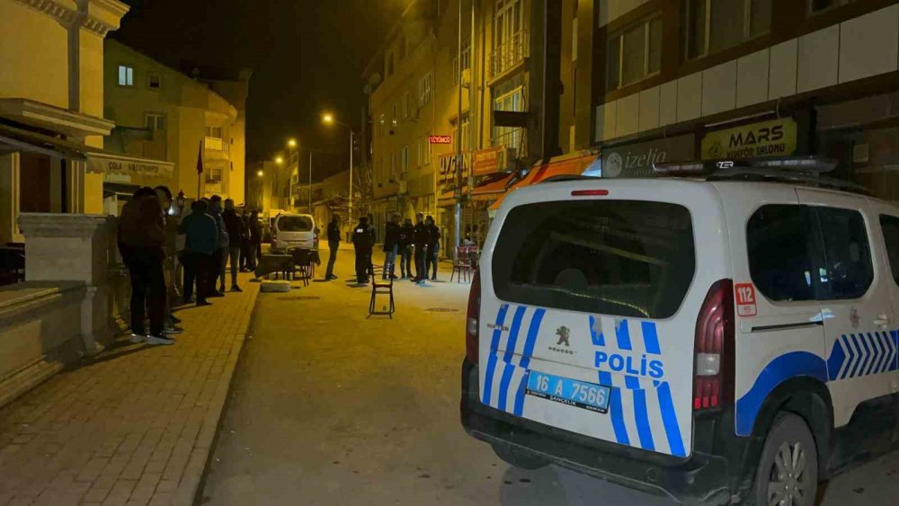 Kahvehaneye Silahlı Saldırı: Yaya Olarak Geldiler, Ateş Edip Koşarak Kaçtılar