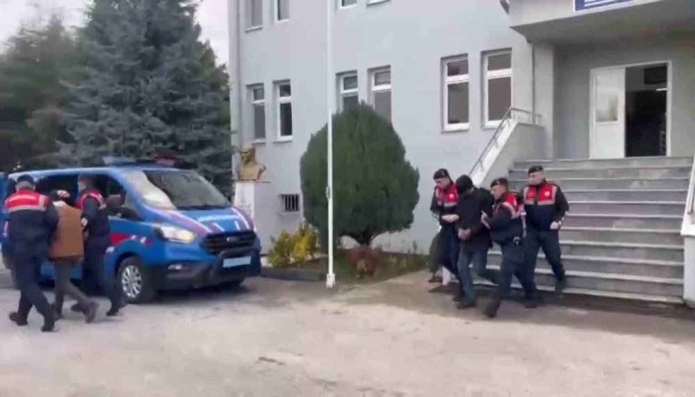 Hayvan Hırsızları Jandarmadan Kaçamıyor