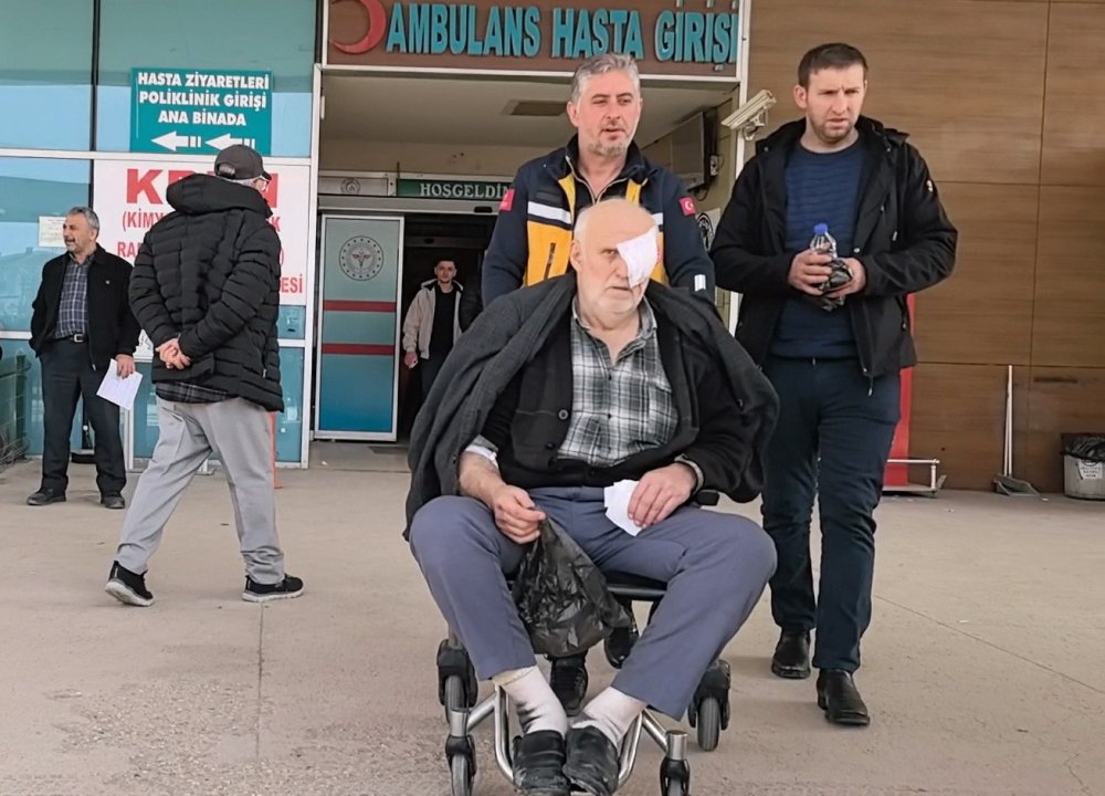 Boya Tüpü Patladı Yaşlı Adam Gözünden Yaralandı