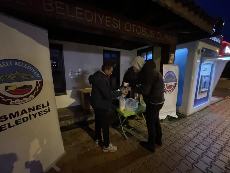 osmaneli-belediyesinden-sabah-corbasi1.jpg