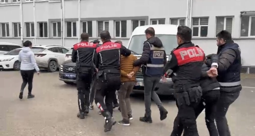 Fuhuş Çetesine Darbe: 4 Kişi Tutuklandı