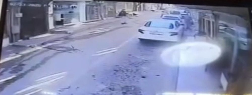 Kurşunlardan Kaçmak İçin Araç Etrafında Ring Attı