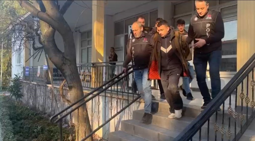Çalıntı Kamyonetle Nefes Kesen Kaçış