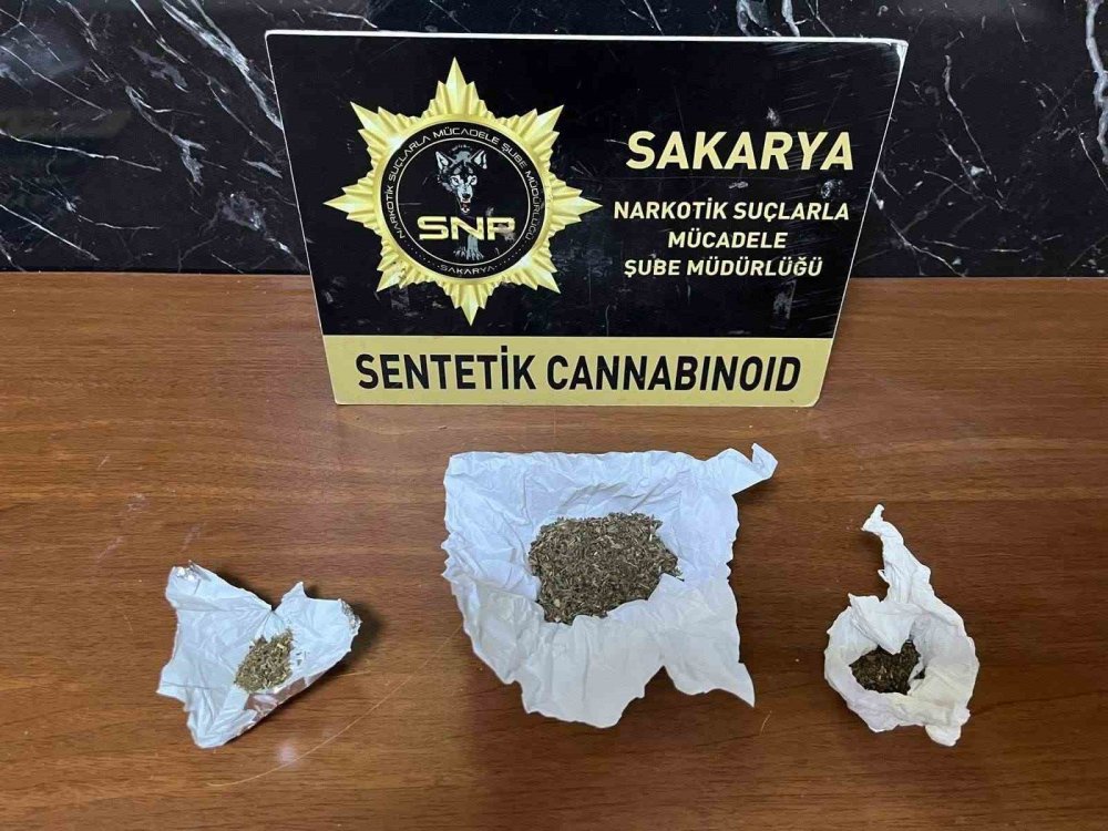 Polisten Dört Ayrı Uyuşturucu Operasyonu: 16 Gözaltı