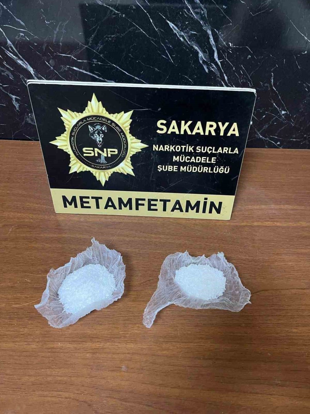 Polisten Dört Ayrı Uyuşturucu Operasyonu: 16 Gözaltı