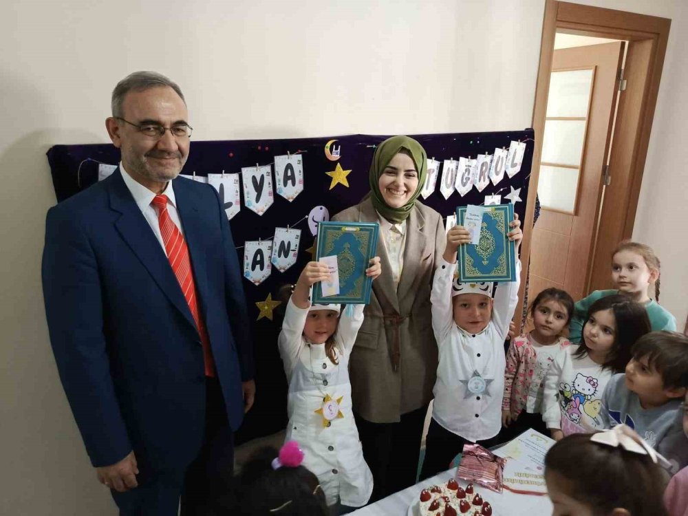 Minik Öğrencilerden ‘Hoş Geldin Ramazan’ Programı