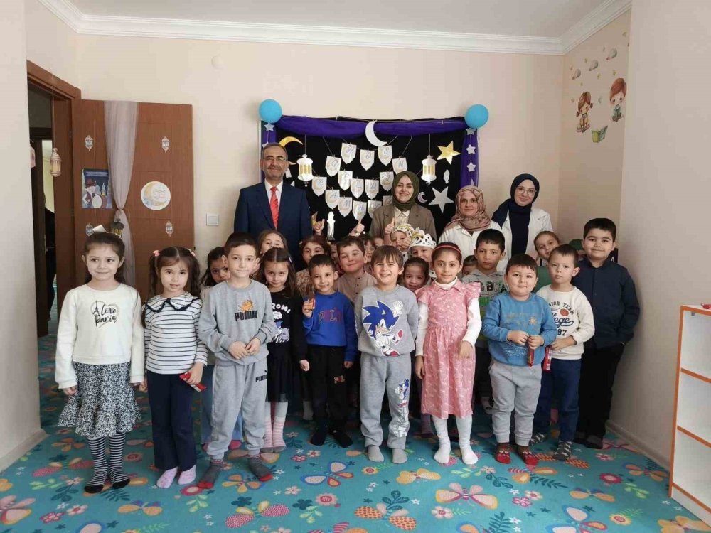 Minik Öğrencilerden ‘Hoş Geldin Ramazan’ Programı