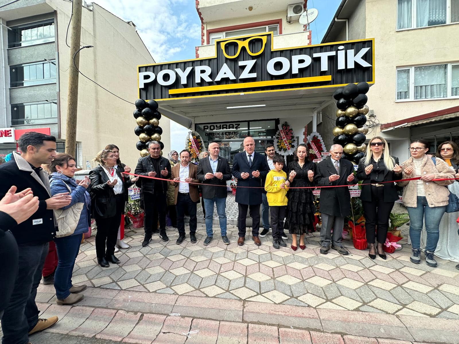 poyraz-optik-acildi.jpg