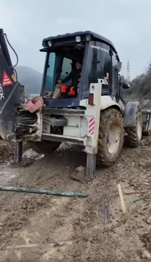 sanayi-bolgesinde-altyapi-guclendirme-calismalari-devam-ediyor1.jpg