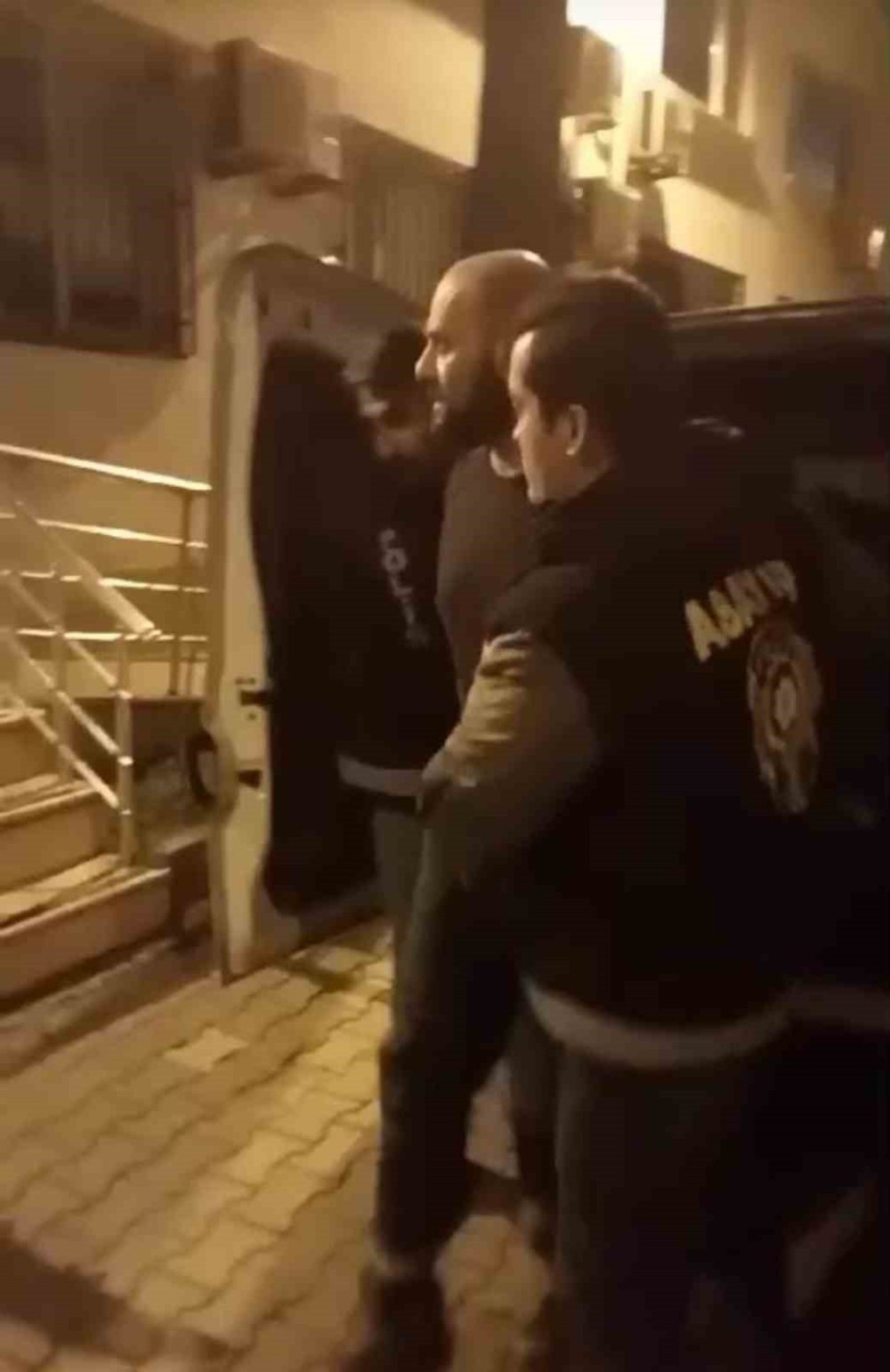 Cezaevinden Firar Eden Şahıs Saklandığı Evde Yakalandı