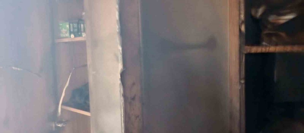 Çakmakla Oynayan Çocuk Evi Yaktı