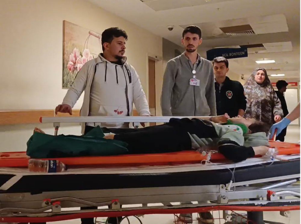 11 Yaşındaki Çocuğun Ayağı Zincire Sıkıştı