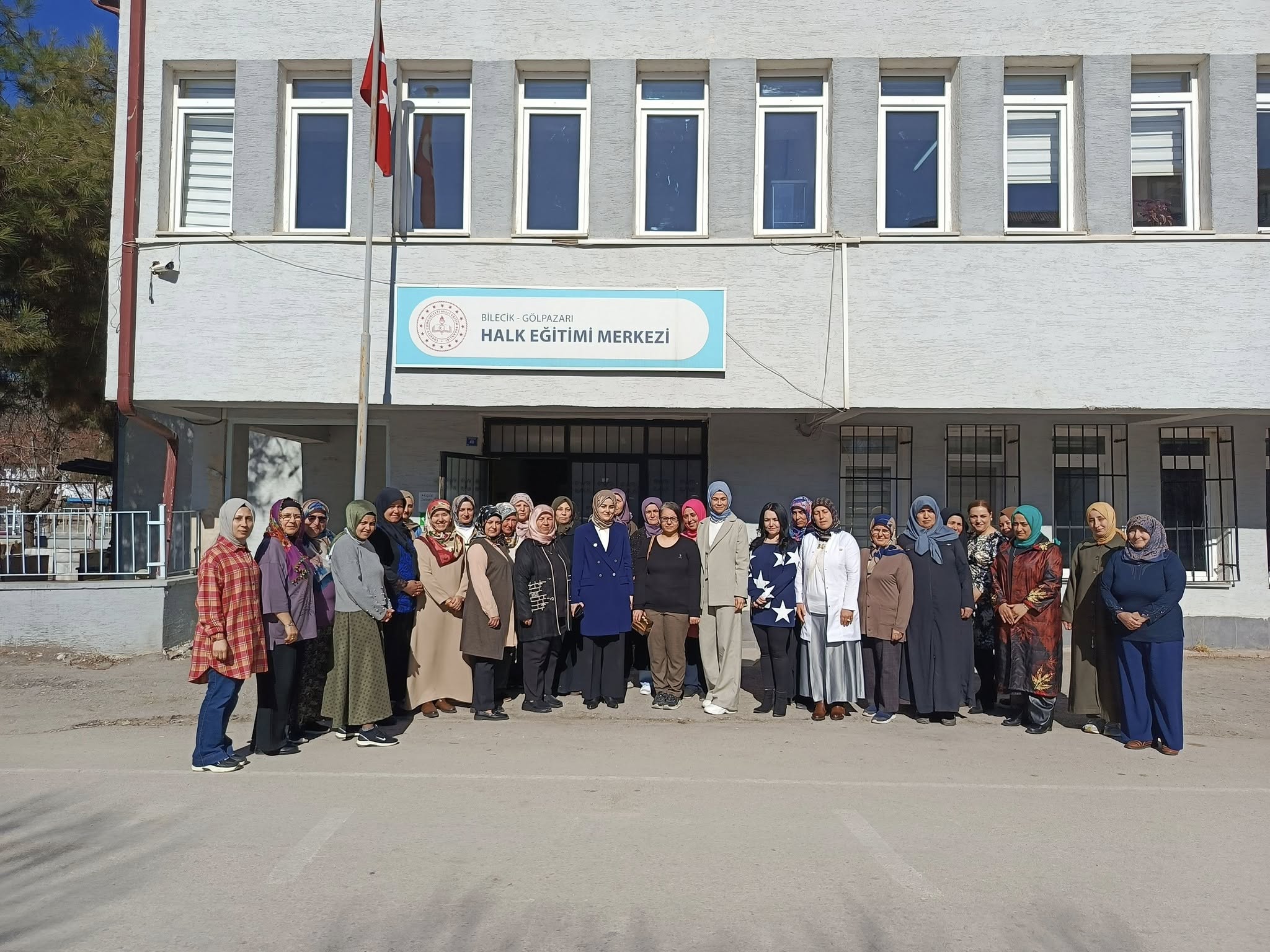 kilickadin1.jpg
