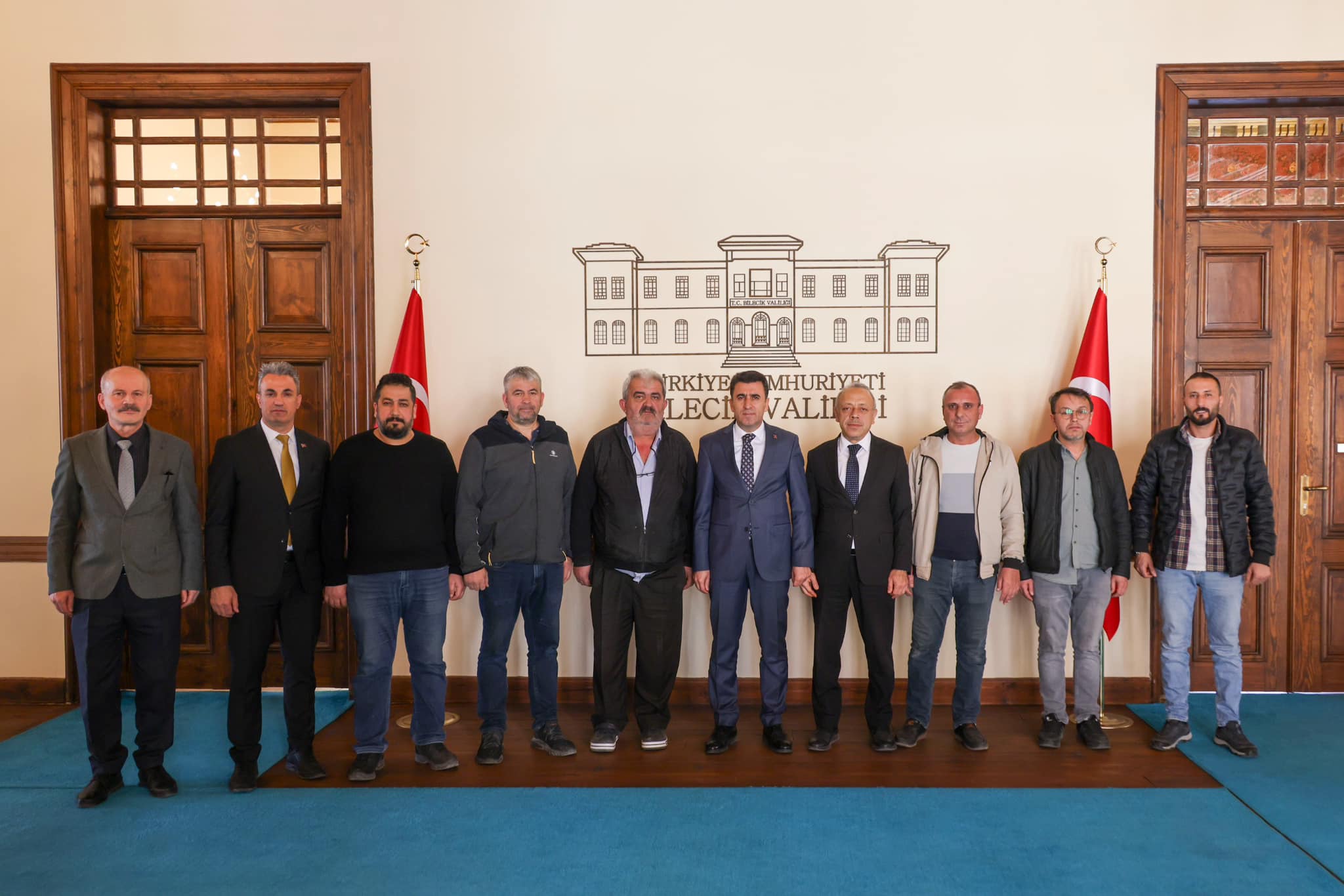 vali-aygolden-firinci-esnafina-tesekkur.jpg