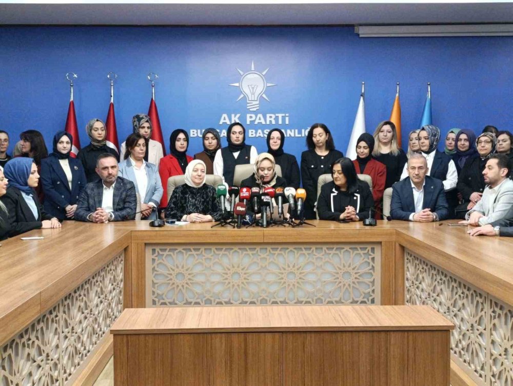 Ak Parti'den 8 Mart Dünya Kadınlar Günü Açıklaması
