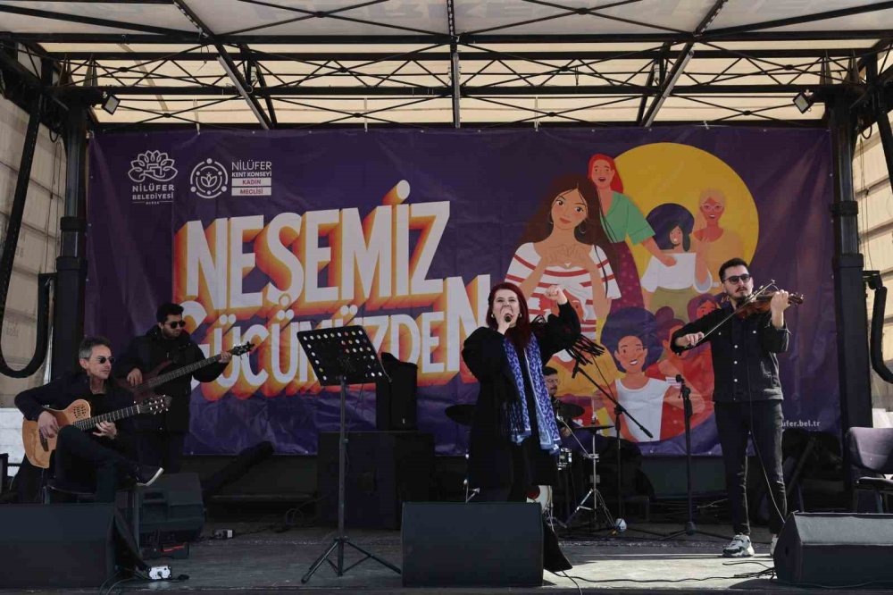 Kadınlar, 8 Mart’ta Adalet Ve Eşitlik İçin Yürüdü