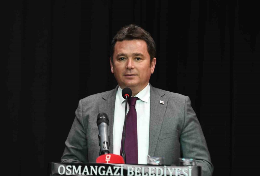 Temizlik İşçileri Kulakların Pasını Temizledi