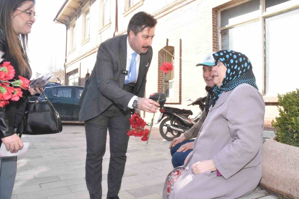 Toplumun Gücü Kadınların Gücüyle Ölçülür