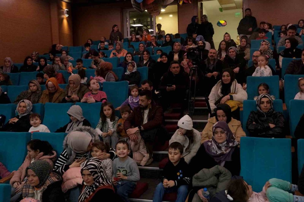 Tasavvuf Konseri Ve Eğlenceli Gölge Oyunuyla Unutulmaz Gece