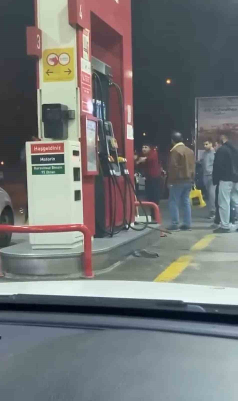 Pompacı İle Müşteri Arasında Kavga