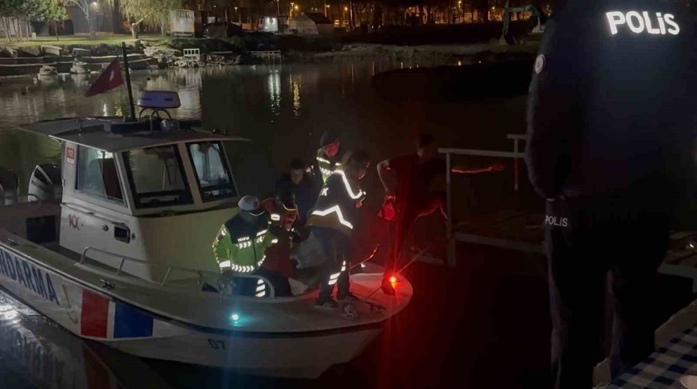 İntihar Girişiminde Bulunan Kadını Jandarma Engelledi