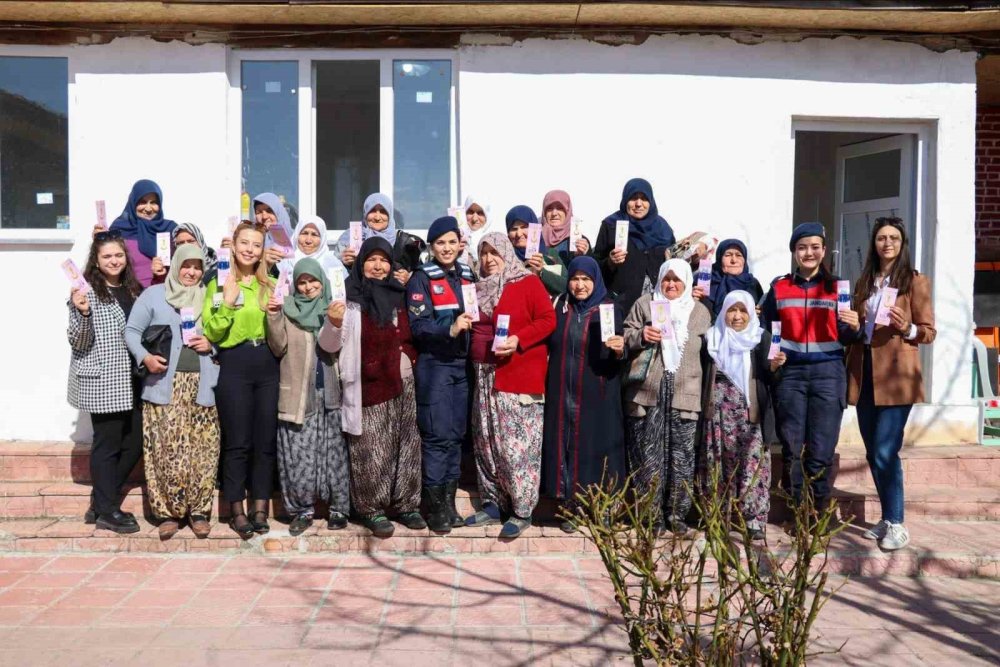 Kadına Şiddetle İlgili Vatandaşlar Bilgilendirildi