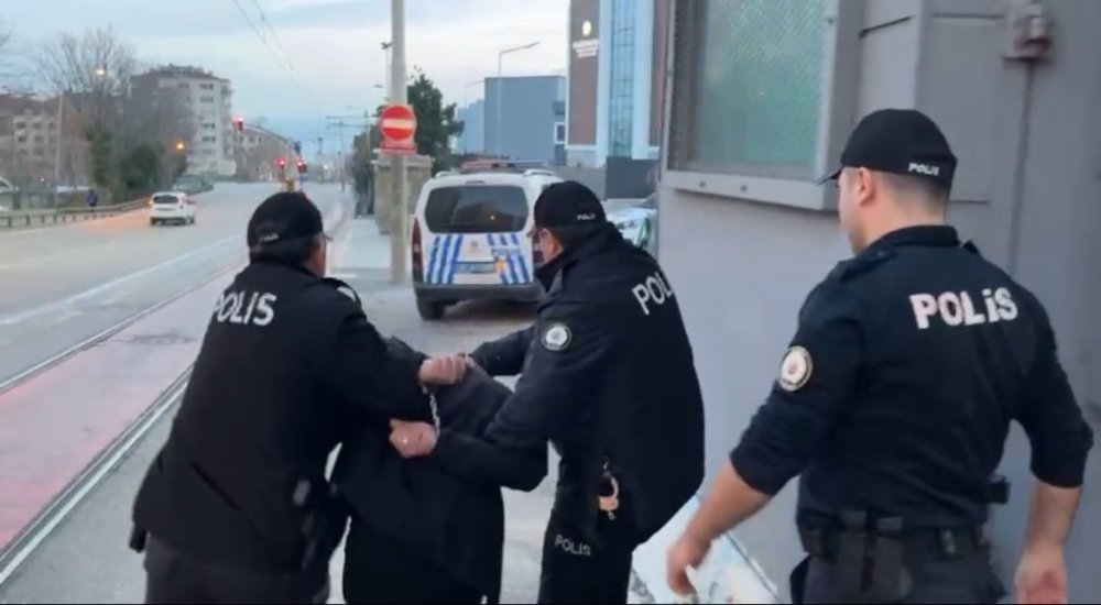 Silah, Tarihi Eser, Uyuşturucu Ele Geçirildi